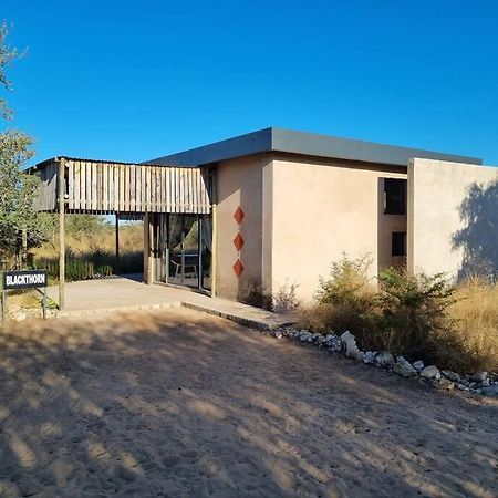 Hackberry House Black Thorn Cottage, Off Grid Khemsbok Exteriér fotografie