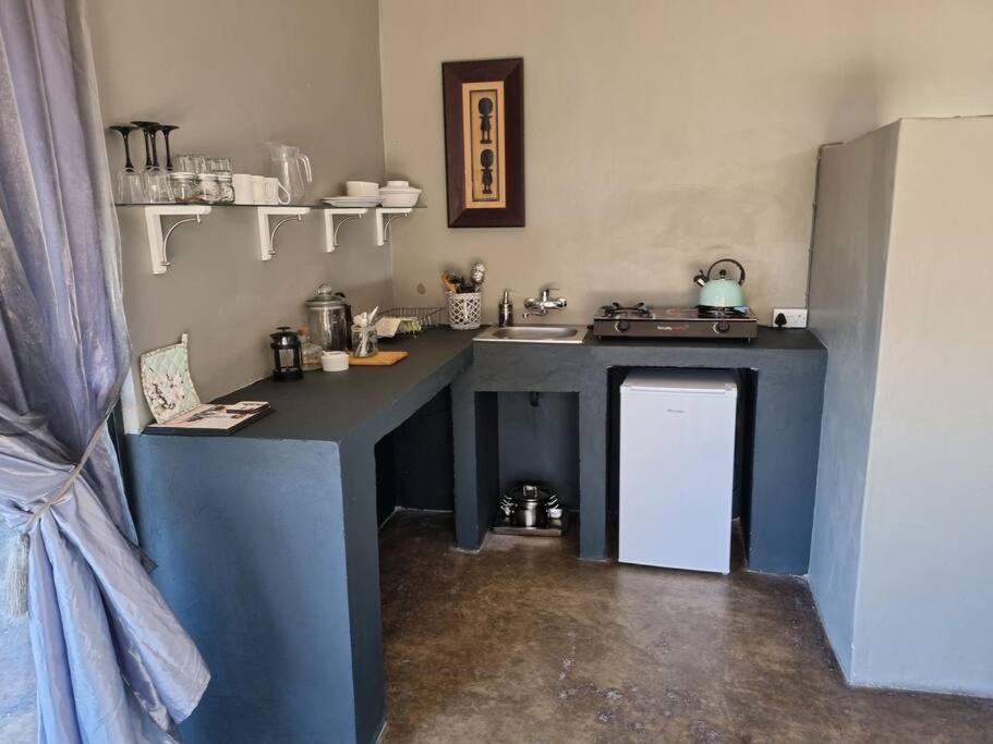 Hackberry House Black Thorn Cottage, Off Grid Khemsbok Exteriér fotografie