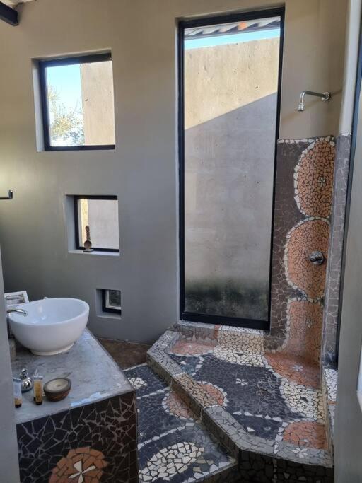 Hackberry House Black Thorn Cottage, Off Grid Khemsbok Exteriér fotografie